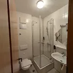 酒店 玫瑰酒店 3*