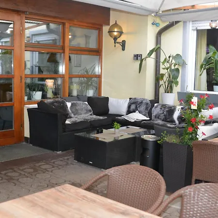 Hotel-gasthof Zur Rose Weissenhorn