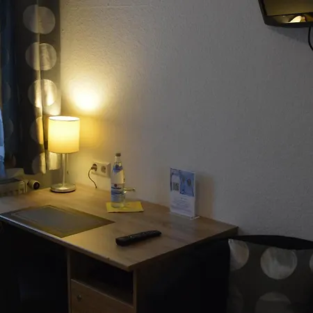 Hotel Hotel-gasthof Zur Rose 3*