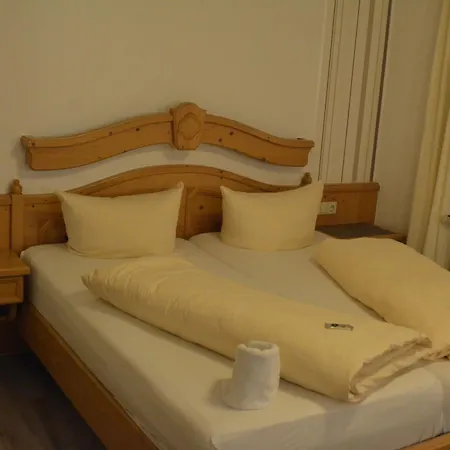 Hotel-gasthof Zur Rose Weissenhorn