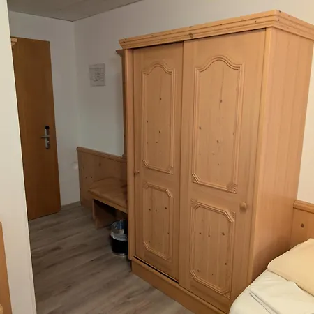 Hotel-gasthof Zur Rose 3* Weissenhorn