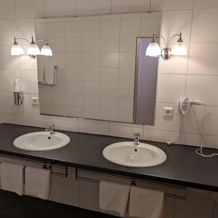 Hotel-gasthof Zur Rose 3* Weissenhorn