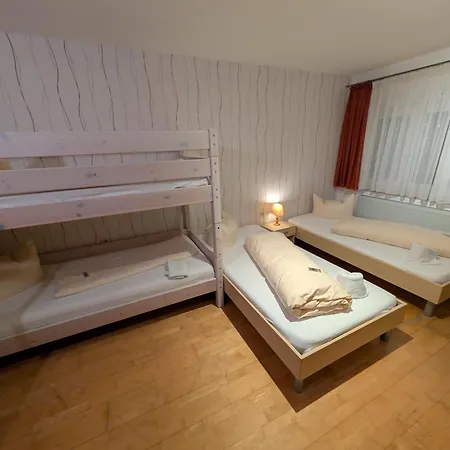 Hotel-gasthof Zur Rose 3* Weissenhorn