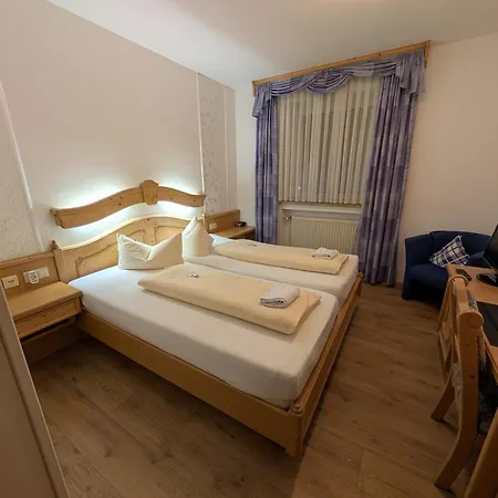 Hotel-gasthof Zur Rose Hotel
