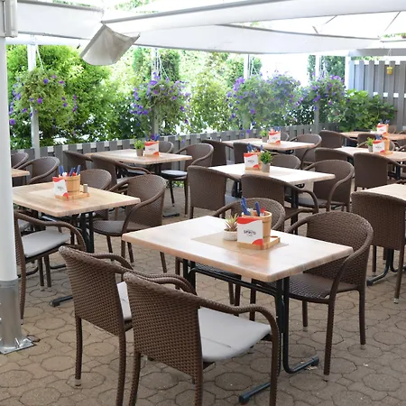 Hotel-gasthof Zur Rose 3*
