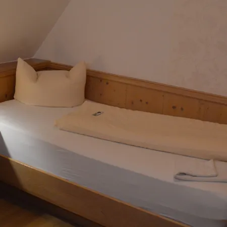 فندق Hotel-gasthof Zur Rose Weißenhorn